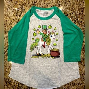 NWT Funny Irish Elf on Unicorn Saint Patrick's Baseball style Kids T-shirt YS